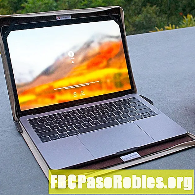 On iki Cənubi BookBook V2 MacBook Case Review
