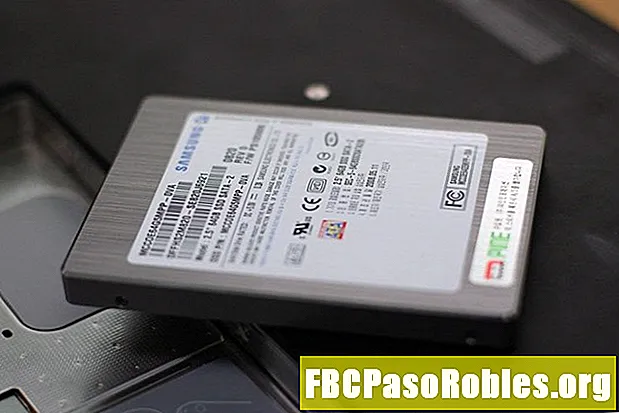 Paano mag-install ng isang SSD sa Iyong Computer