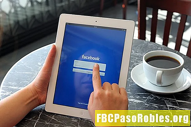 Cum să trimiteți fotografii pe Facebook de pe iPad