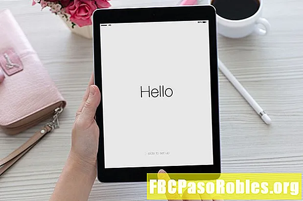 Vratite iPad Frozen na zaslon 'Hello' ili 'Slide to Upgrade'