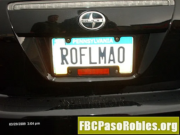 "ROFLMAO" nimani anglatadi?