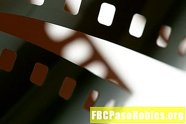 Trasferimento di vecchi film in pellicola da 8 mm su DVD o supporti digitali