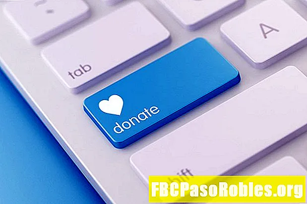 Hoe u een PayPal-donatieknop aan uw blog kunt toevoegen