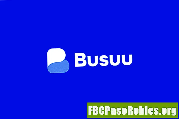 Pregled spletnega mesta brezplačnega spletnega jezika in mobilne aplikacije „Busuu“