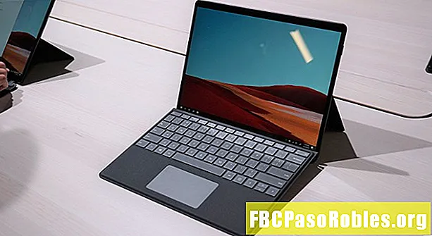 Mga kamay sa Bagong Microsoft Surface Pro X