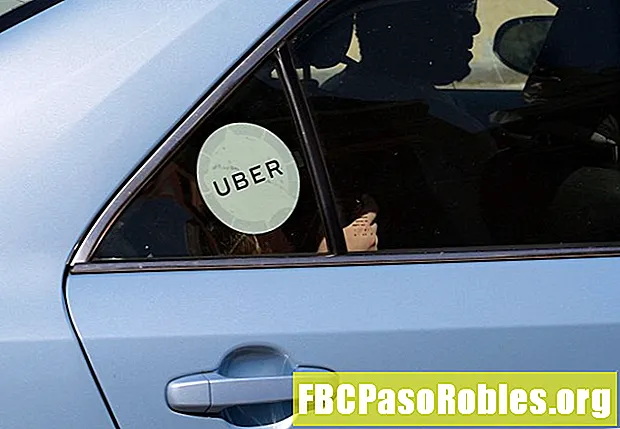 Uber, Lyft Suspend Group Rides om verspreiding van COVID-19 te stoppen