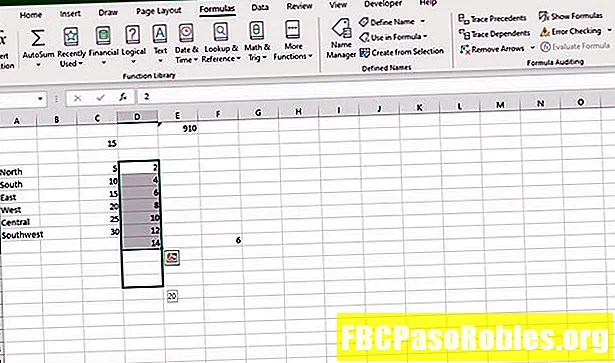 Dubbelklicka på Fyllhandtaget för att kopiera formler i Excel