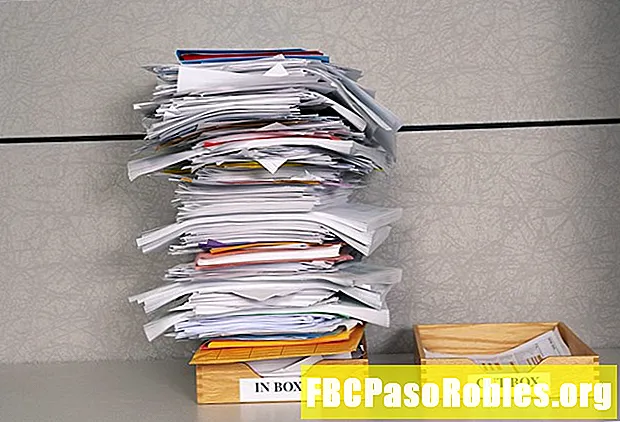 Sådan sorteres en postkasse i Windows Mail eller Outlook Express